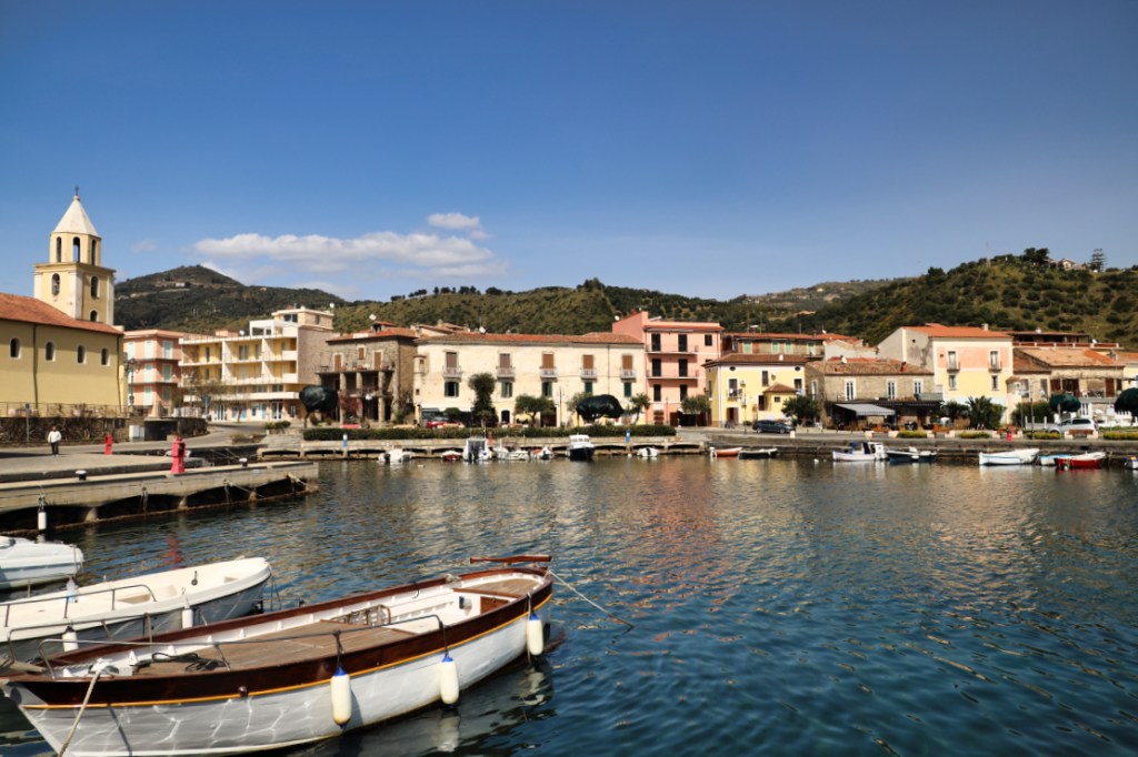 Port of Acciaroli
