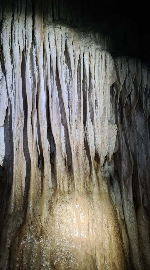 Shpella Pëllumbasit cave