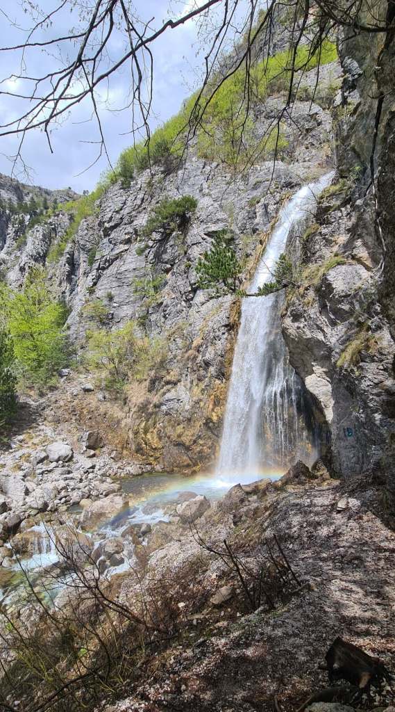 Grunas Waterfall, Theth